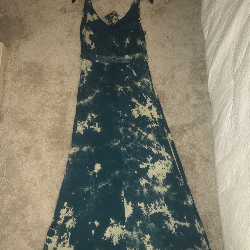 Tie-Dye Open Back Maxi Dress